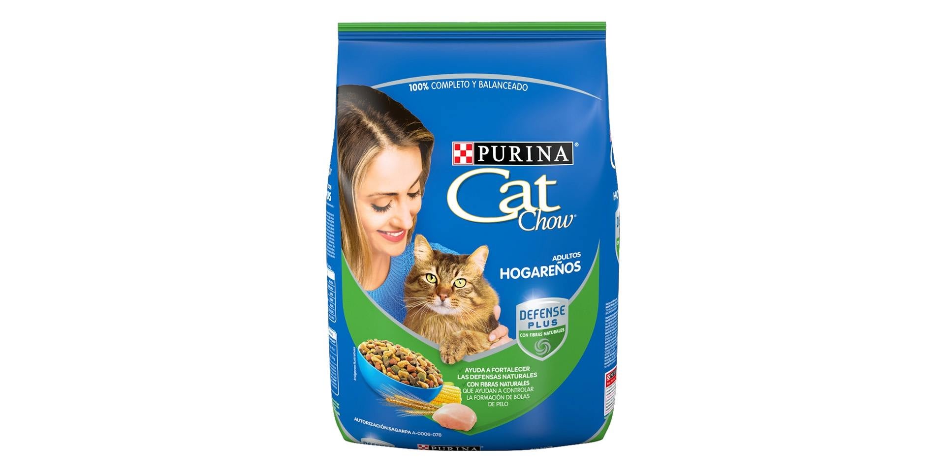 Alimento para gatos criollos hogareños de CAT CHOW®.